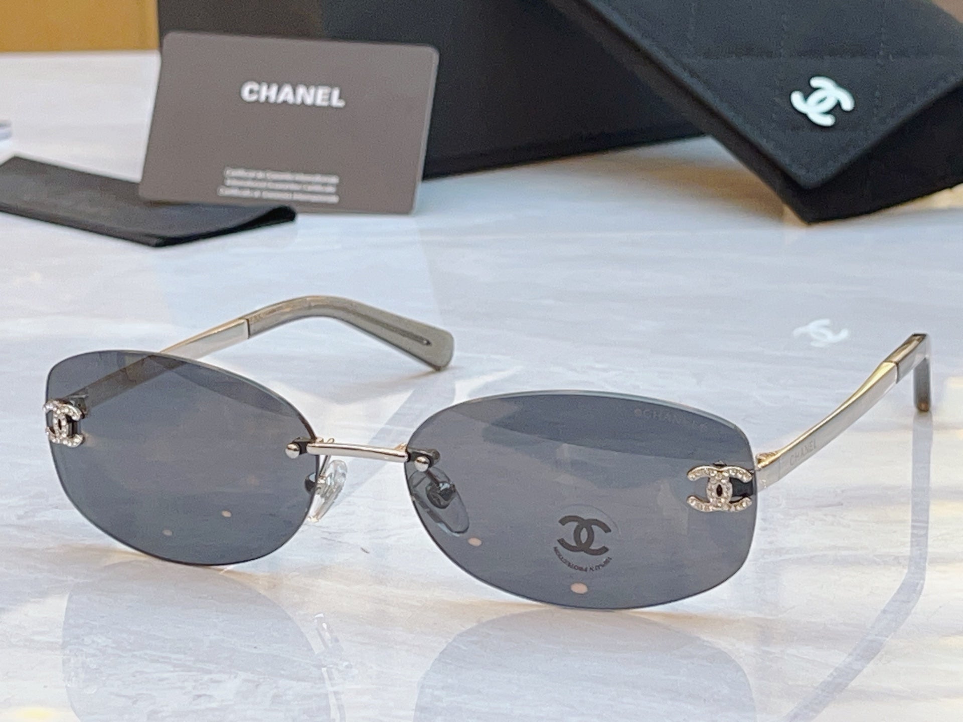 RECTANGLE SUNGLASSES IN METAL 941998