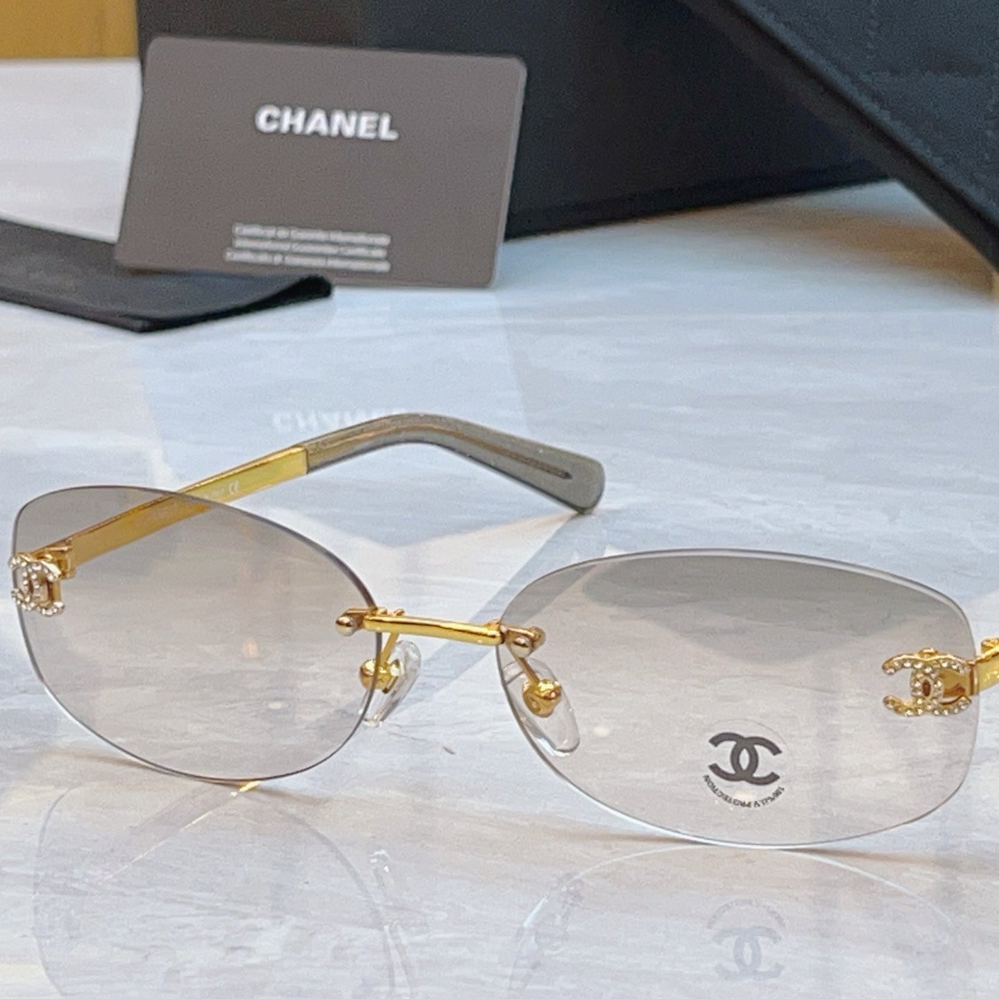 RECTANGLE SUNGLASSES IN METAL 941998