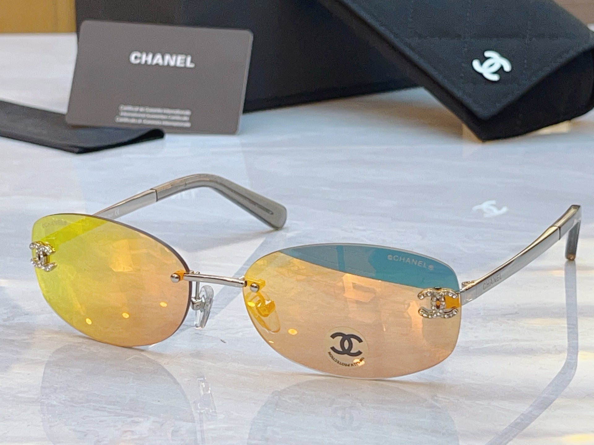 RECTANGLE SUNGLASSES IN METAL 941998